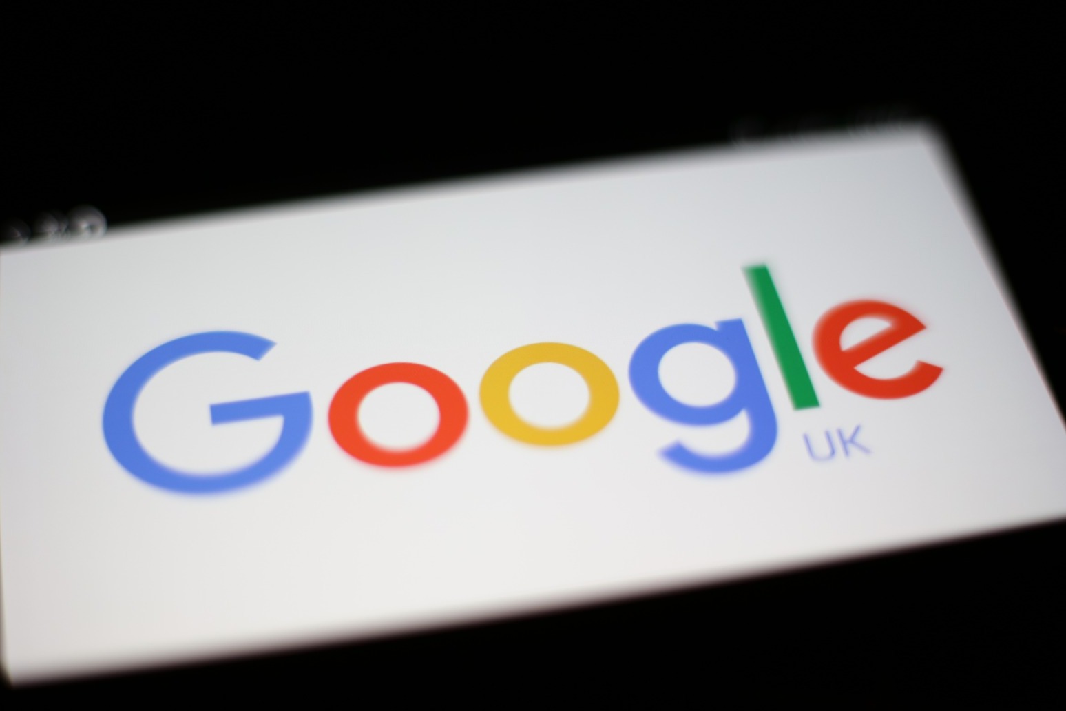 Google rival to ChatGPT begins rollout across UK 