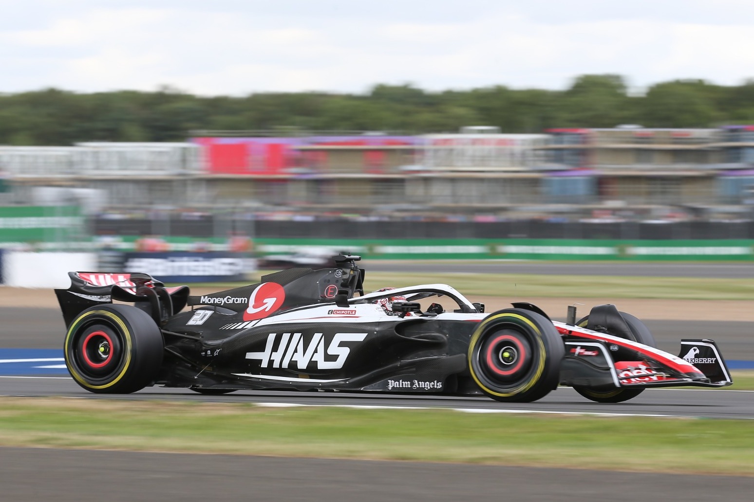 Haas announce Kevin Magnussen and Nico Hulkenberg staying for 2024 