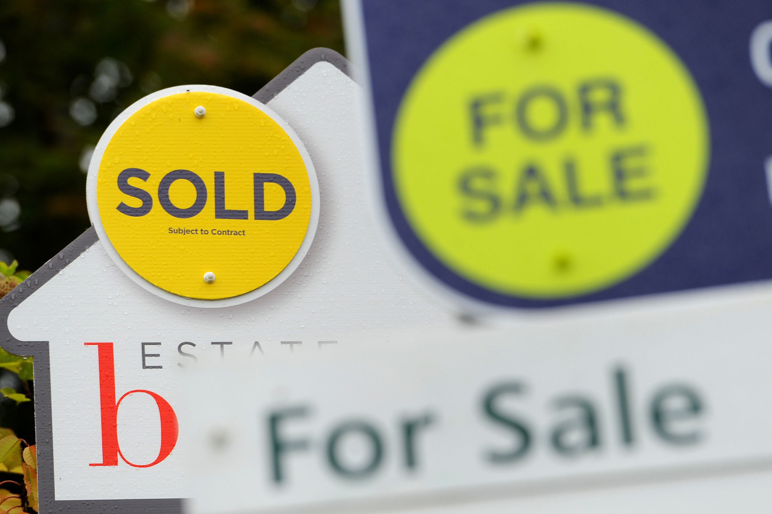 UK house prices increased by 0.9% month-on-month in October 